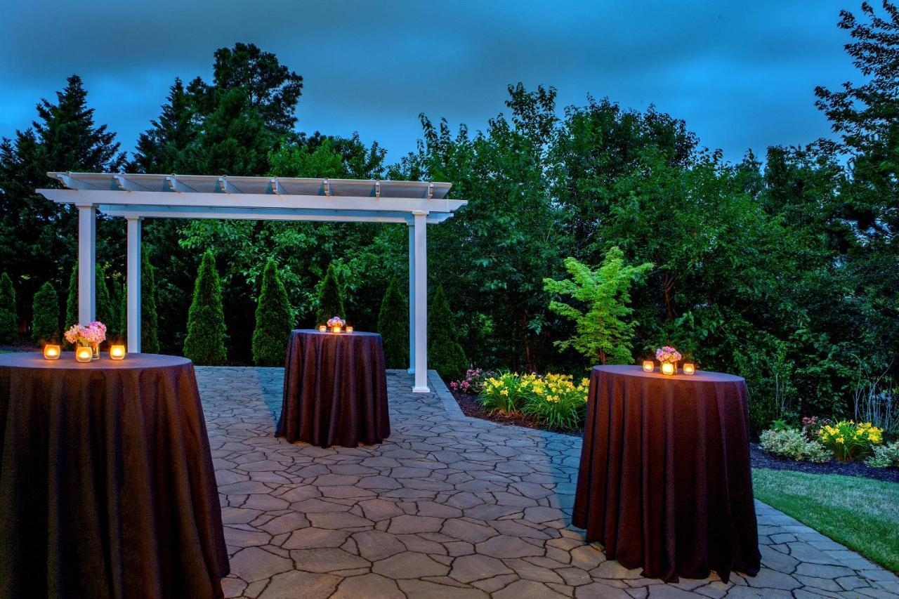 Delta Hotels By Marriott Chesapeake Norfolk Bagian luar foto