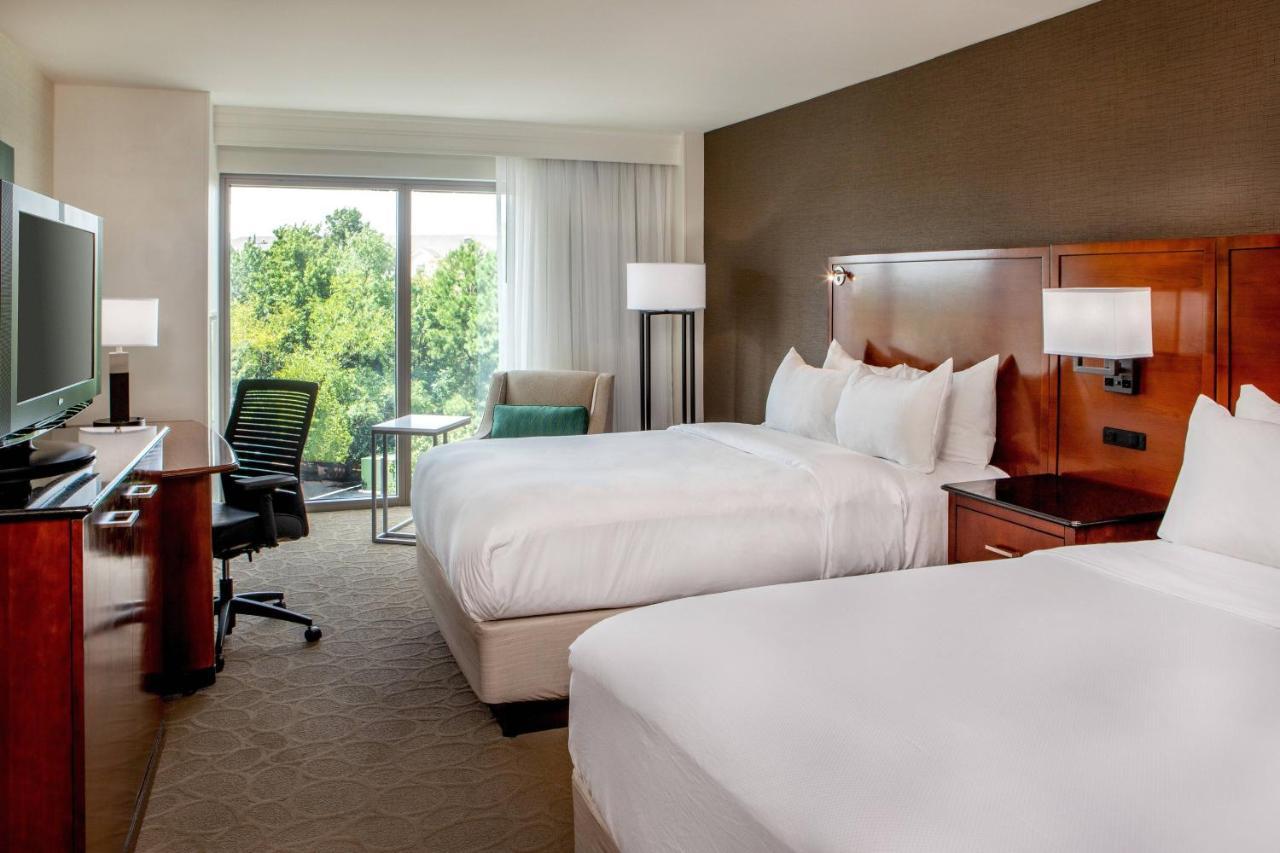 Delta Hotels By Marriott Chesapeake Norfolk Bagian luar foto