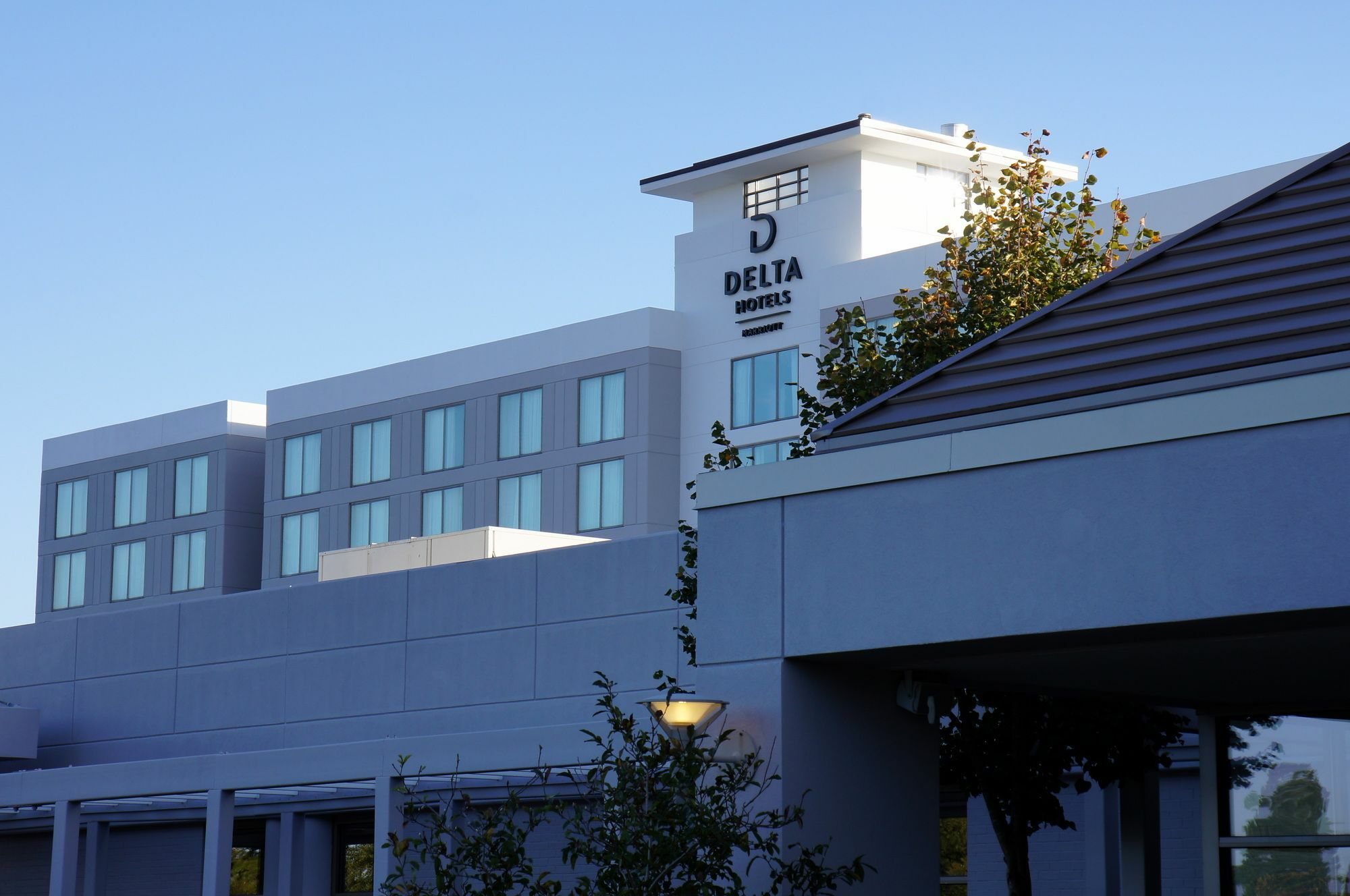 Delta Hotels By Marriott Chesapeake Norfolk Bagian luar foto