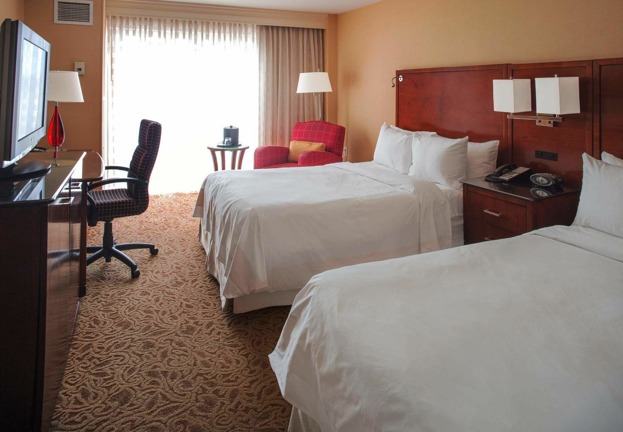 Delta Hotels By Marriott Chesapeake Norfolk Bagian luar foto