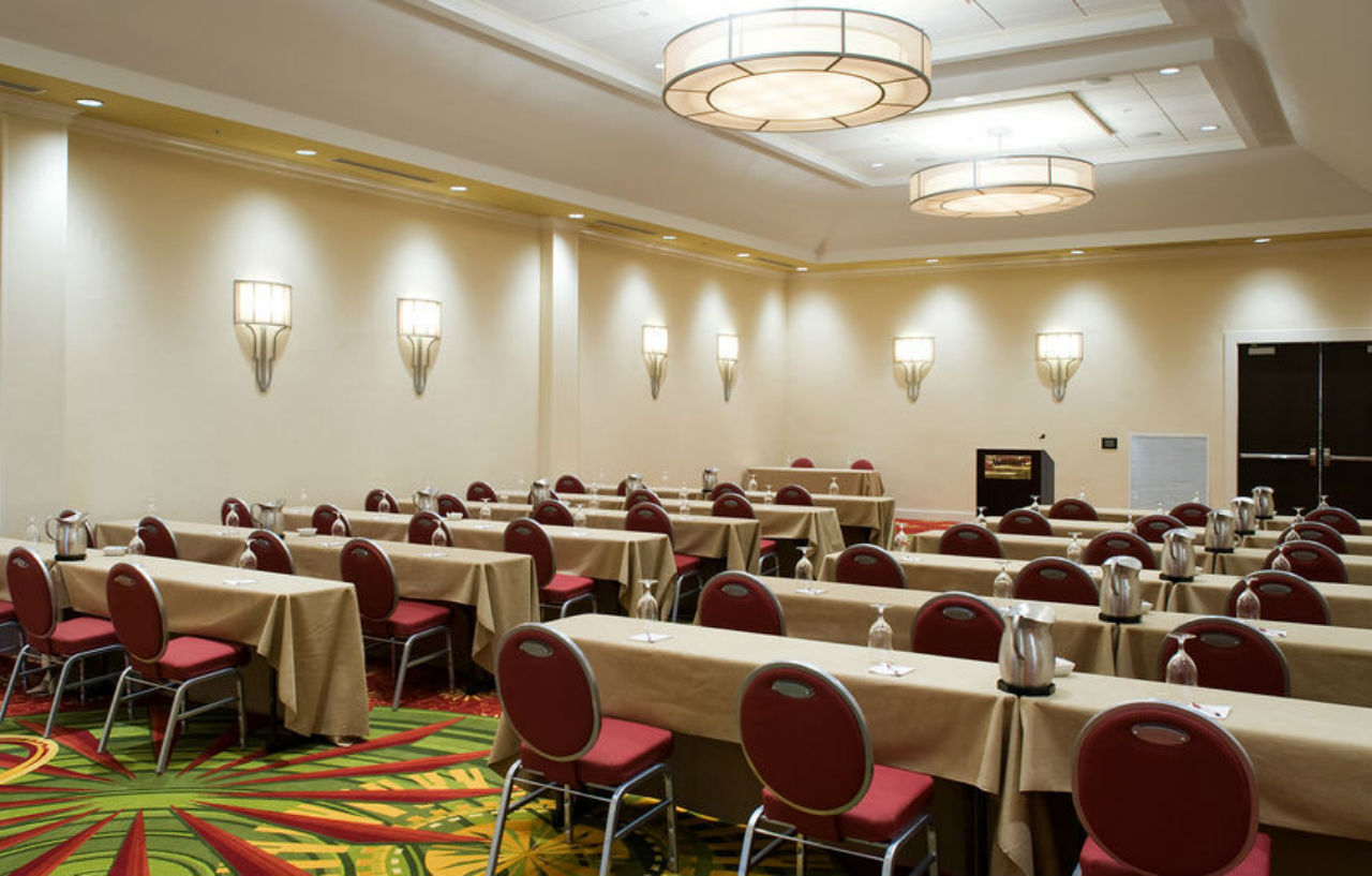 Delta Hotels By Marriott Chesapeake Norfolk Bagian luar foto